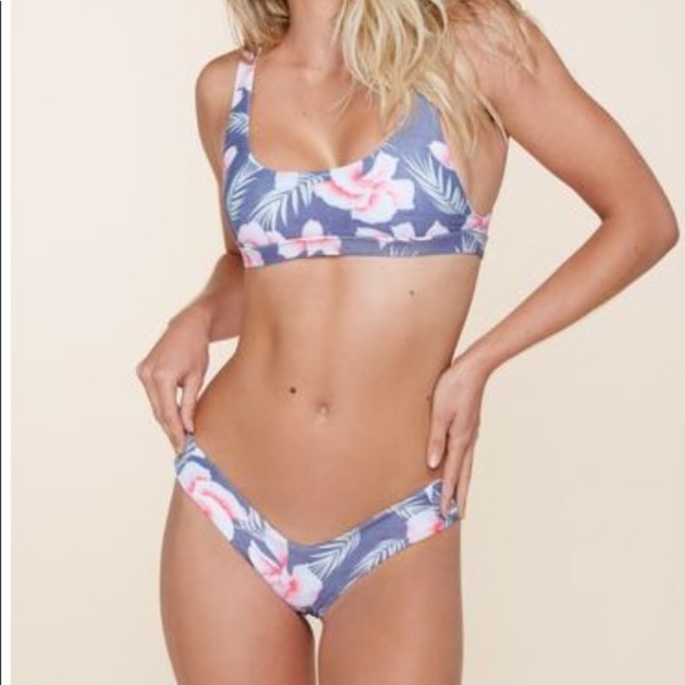 LAST ONE! NEW Stone Fox Bikini Top - HUGE SALE